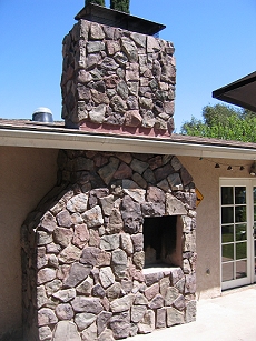 Eldorado Stone - top rock veneer chimney - Click here for larger view 